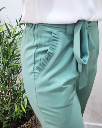 Pantalon femme fluide paper bag vert amande poches volants