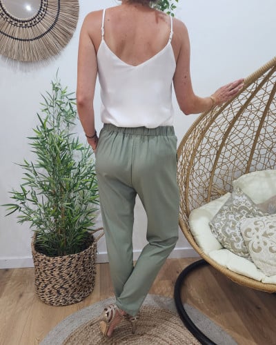 Pantalon femme fluide paper bag kaki clair poches à volants