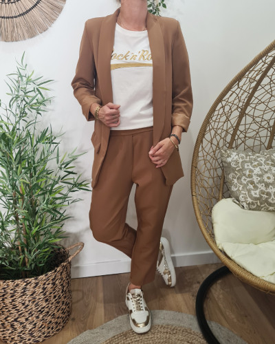 Tailleur sale femme camel