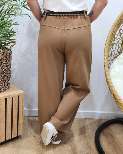 Pantalon femme élastiqué coupe droite et poches