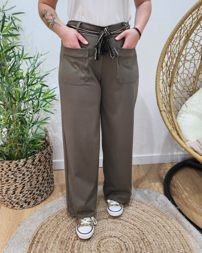 Pantalon femme élastiqué coupe droite et poches