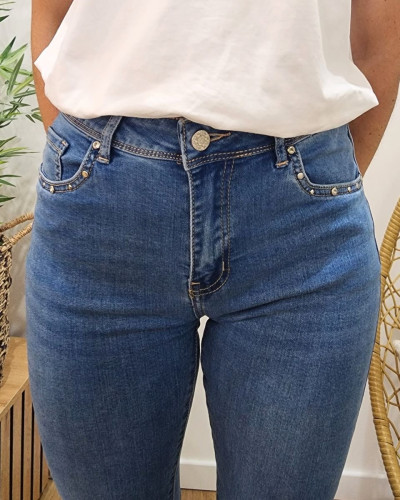 Jean femme slim coupe confort taille haute clous poches