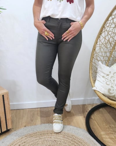 Pantalon femme similicuir kaki slim coupe confort 28734