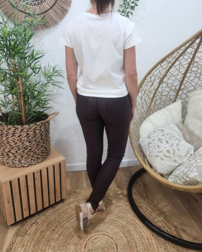 Pantalon femme similicuir marron choco slim coupe confort