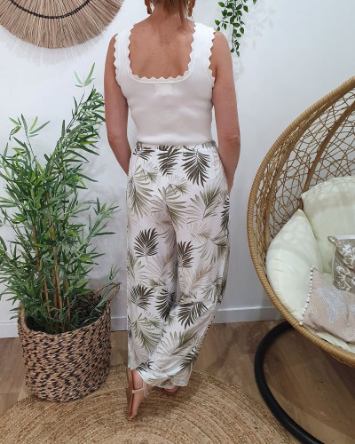 Pantalon fluide femme écru feuillages kaki et taupes Ombelline