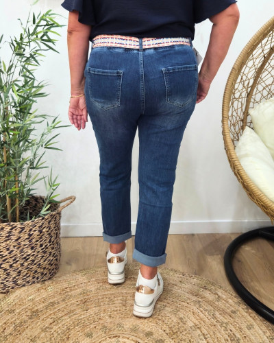 Jean femme élastiqué grande taille bleu moyen ceinture brodée