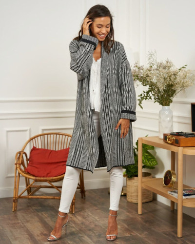 Long gilet noir et blanc rayures ethniques