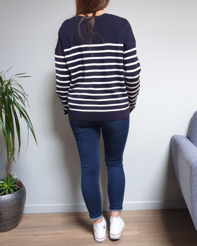 Pull marinière bleu rayures blanches coeurs rouges