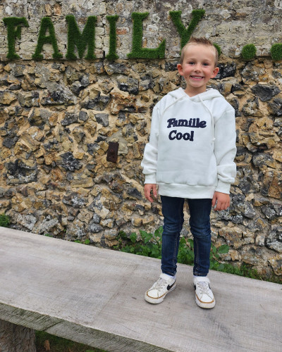 Sweat à capuche enfant broderie Famille Cool