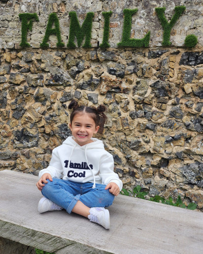 Sweat à capuche enfant broderie Famille Cool