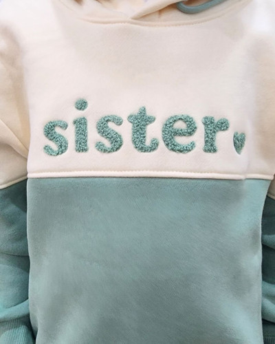 Sweat à capuche enfant beige et vert Sister