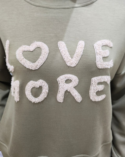 Pull femme Love More