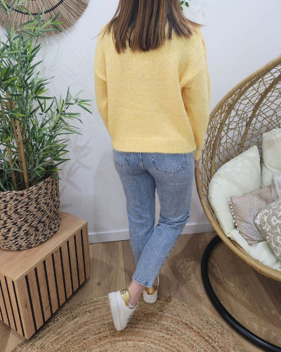 Pull femme jaune boutons strass