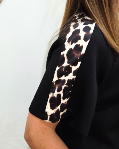 Pull fin femme sportswear manches léopard