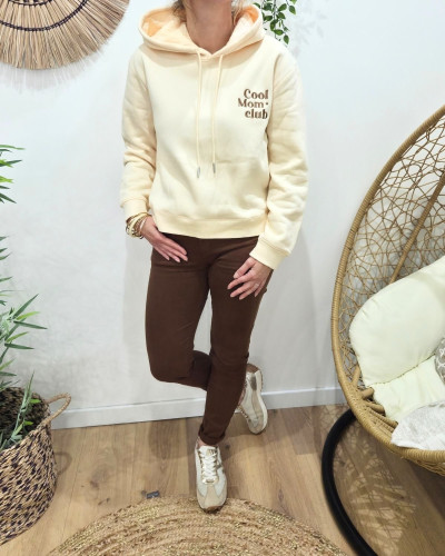 Sweat à capuche femme beige Cool mum club