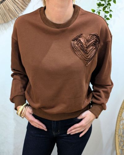 Sweat femme marron coeur relief satiné
