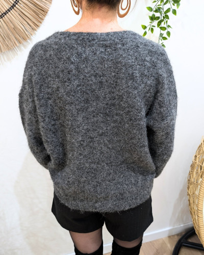 Pull femme bandes moumoutes écrues et sequins noirs Olympe