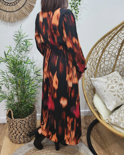 Robe noire motif doré 2025