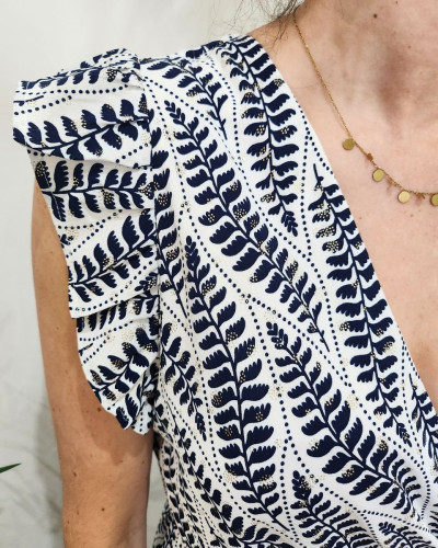 Robe courte femme blanche et marine