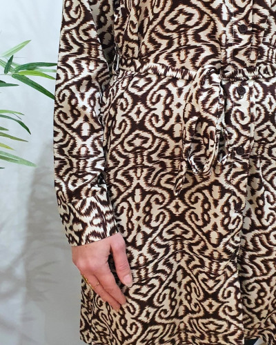 Robe chemise droite marron et écrue Nikita