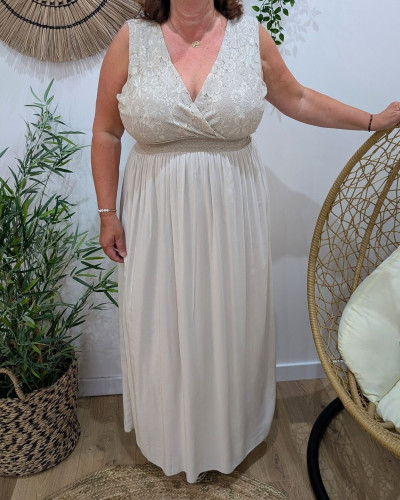 Robe longue femme grande taille bohème décolleté et dos broderies