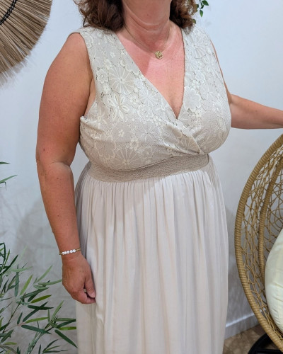 Robe longue femme grande taille bohème décolleté et dos broderies