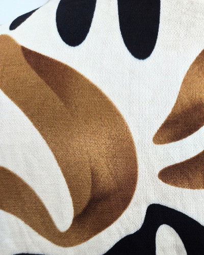 Robe femme fluide beige motifs camels et noirs Josephina