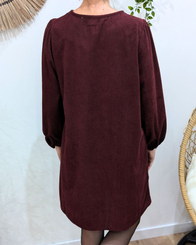 Robe femme rouge bordeaux velours côtelé boutons dorés épaule