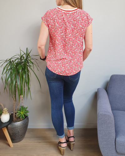 Blouse grande taille rouge fleurs liberty blanches