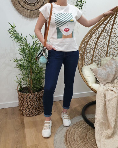 T-Shirt blanc visage femme pailleté vert amande