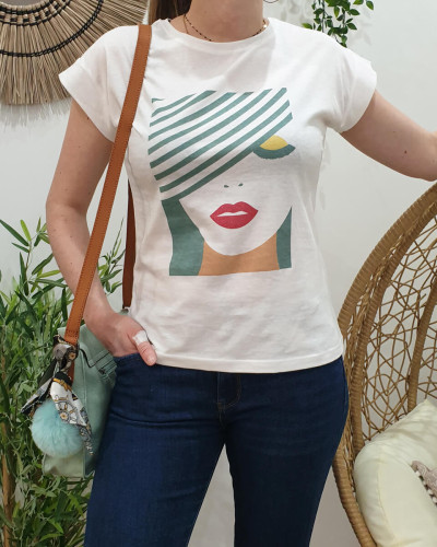 T-Shirt blanc visage femme pailleté vert amande