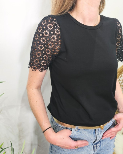 T-shirt femme noir manches brodées Léontine