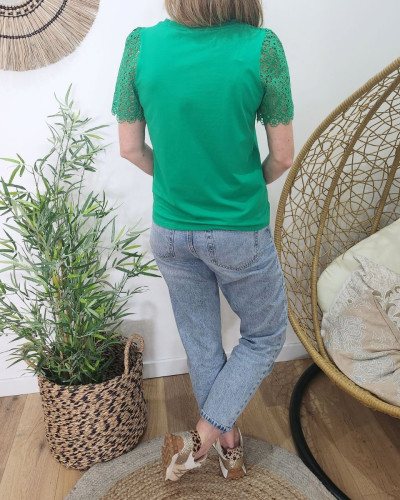 T-shirt femme vert manches brodées Léontine