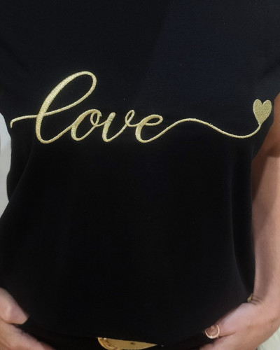 T-Shirt femme noir broderie love coeur