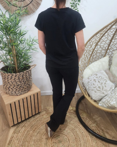 T-Shirt femme noir broderie love coeur