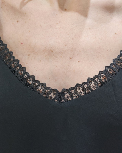 Top femme à bretelles noir Délia