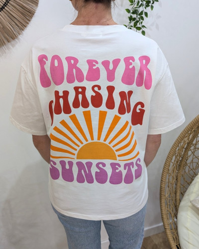 T-Shirt femme blanc forever chasing sunsets multicolore