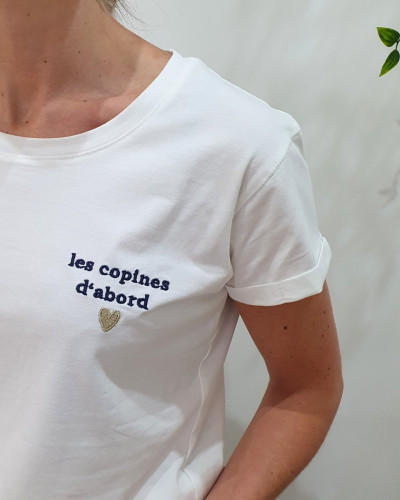 T-Shirt femme blanc broderie les copines d'abord marine
