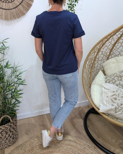 T-Shirt femme bleu marine épaules et manches ajourées Félicity