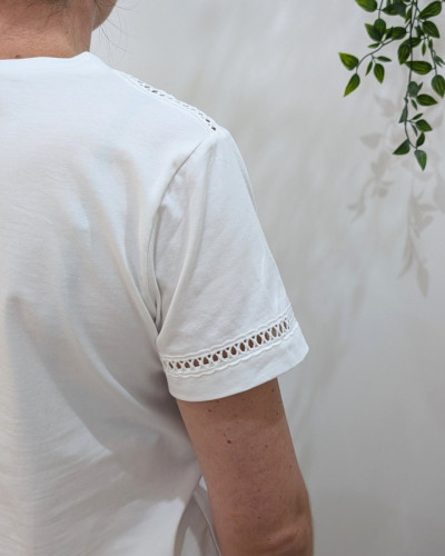 T-Shirt femme écru épaules et manches ajourées Félicity