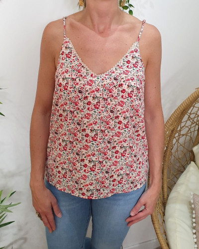 Top femme à bretelles écru petites fleurs rouges cerises et vertes