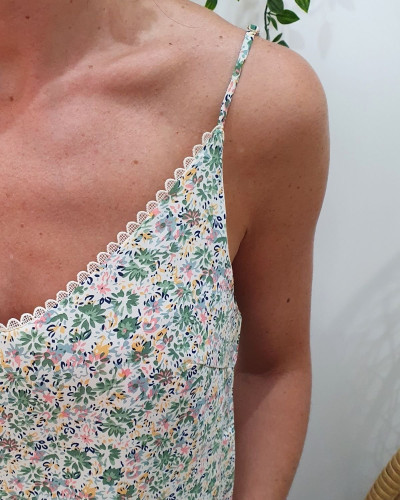Top femme à bretelles écru petites fleurs vertes Sophie