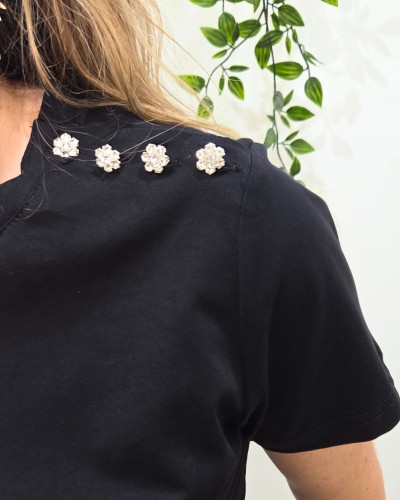 T-Shirt femme noir épaule boutons fleurs strass