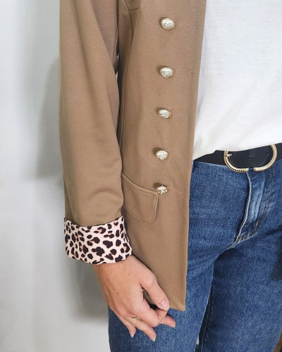 Blazer femme camel style officier revers léopard