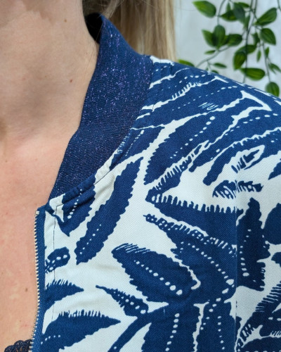 Bombers femme écru feuillages marine