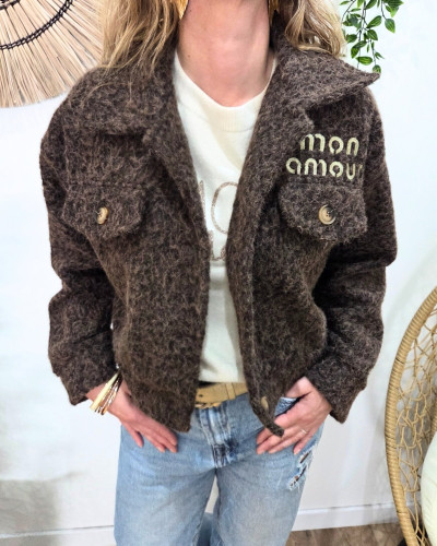 Veste femme boutonnée broderie mon amour dorée