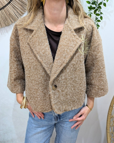 Veste femme boutonnée manches courtes broderie oeil palmier