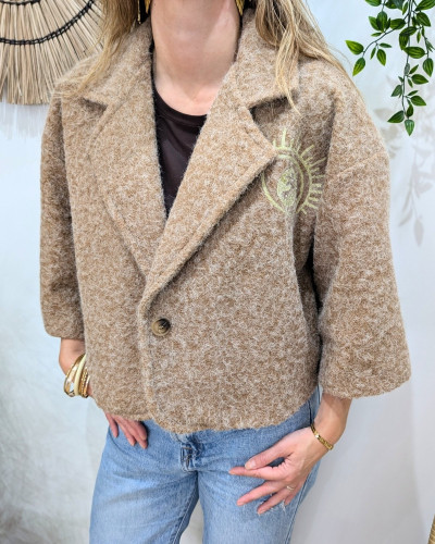 Veste femme boutonnée manches courtes broderie oeil palmier
