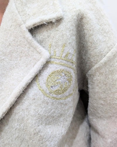 Veste femme boutonnée manches courtes broderie oeil palmier