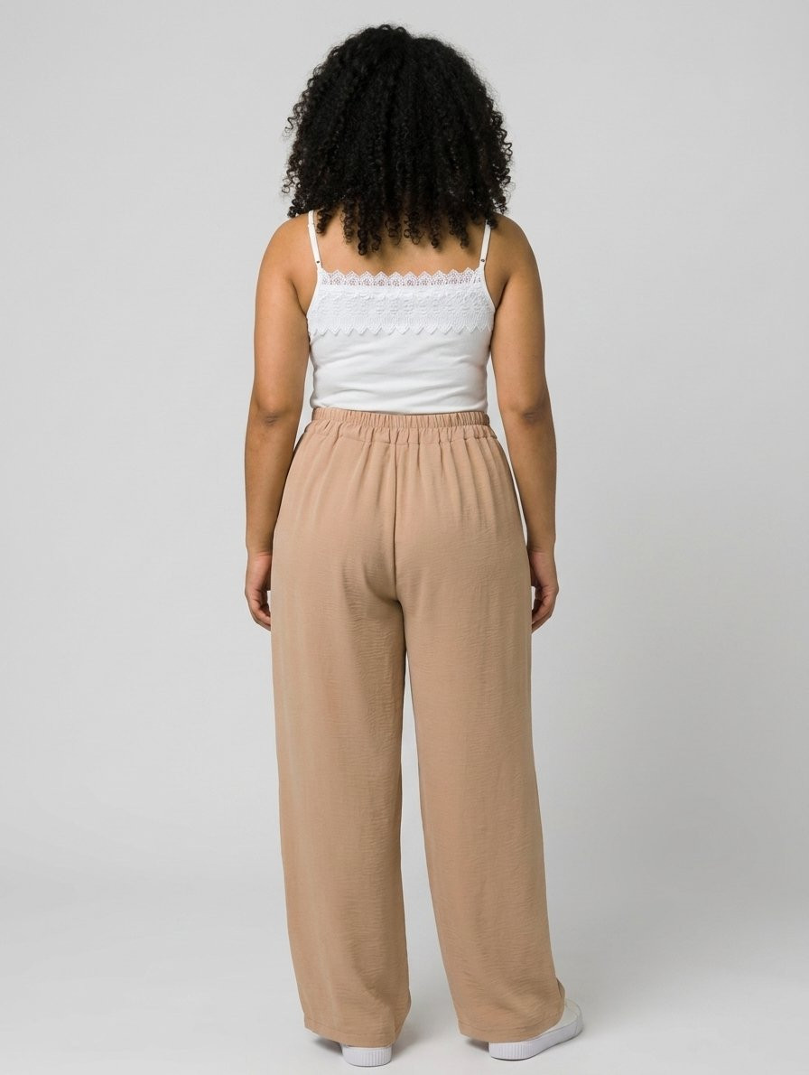 Pantalon femme fluide beige sable ceinture bijou Callista